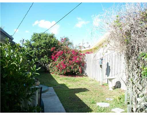 678 Riverside Drive Palm Beach Gardens, FL 33410 - Photo 8 of 9 Additional Photo