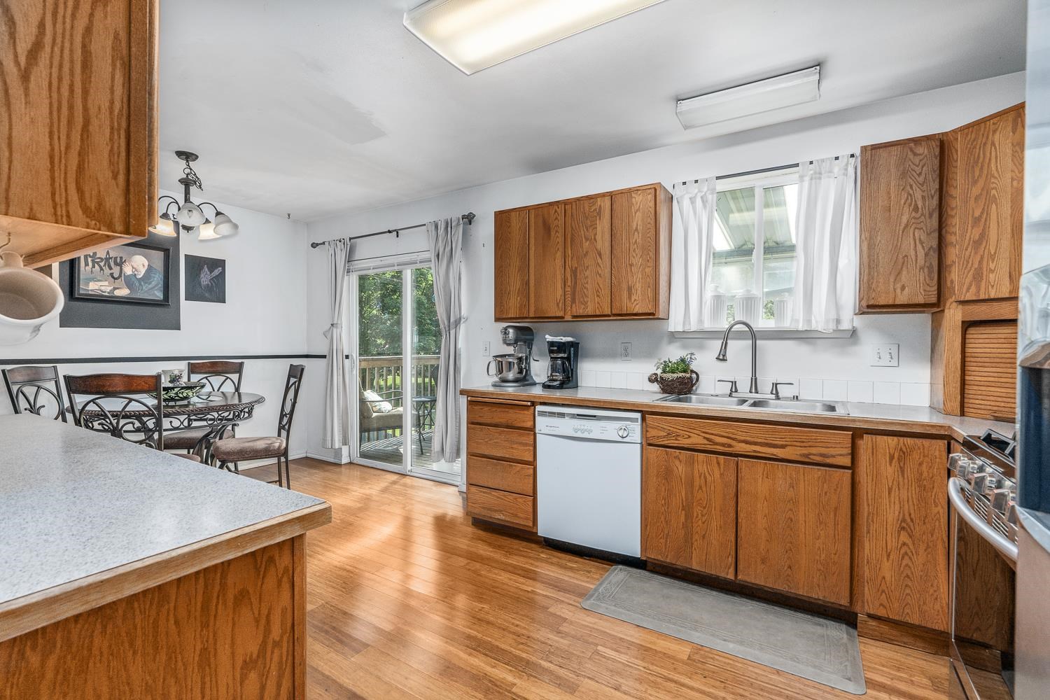 3218 South University Road, Unit 3218 Spokane Valley, WA 99206 - Photo 4 of 29 Gallery Image 4