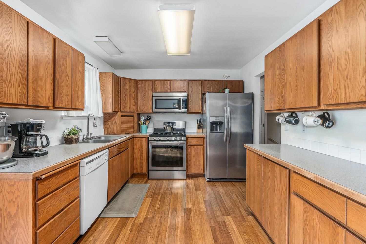 3218 South University Road, Unit 3218 Spokane Valley, WA 99206 - Photo 5 of 29 Gallery Image 5