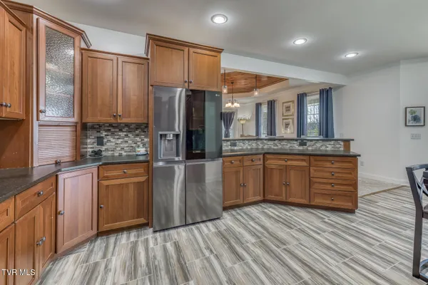 $625,000 | 18348 Buffalo Pond Road, Bristol, VA 24202