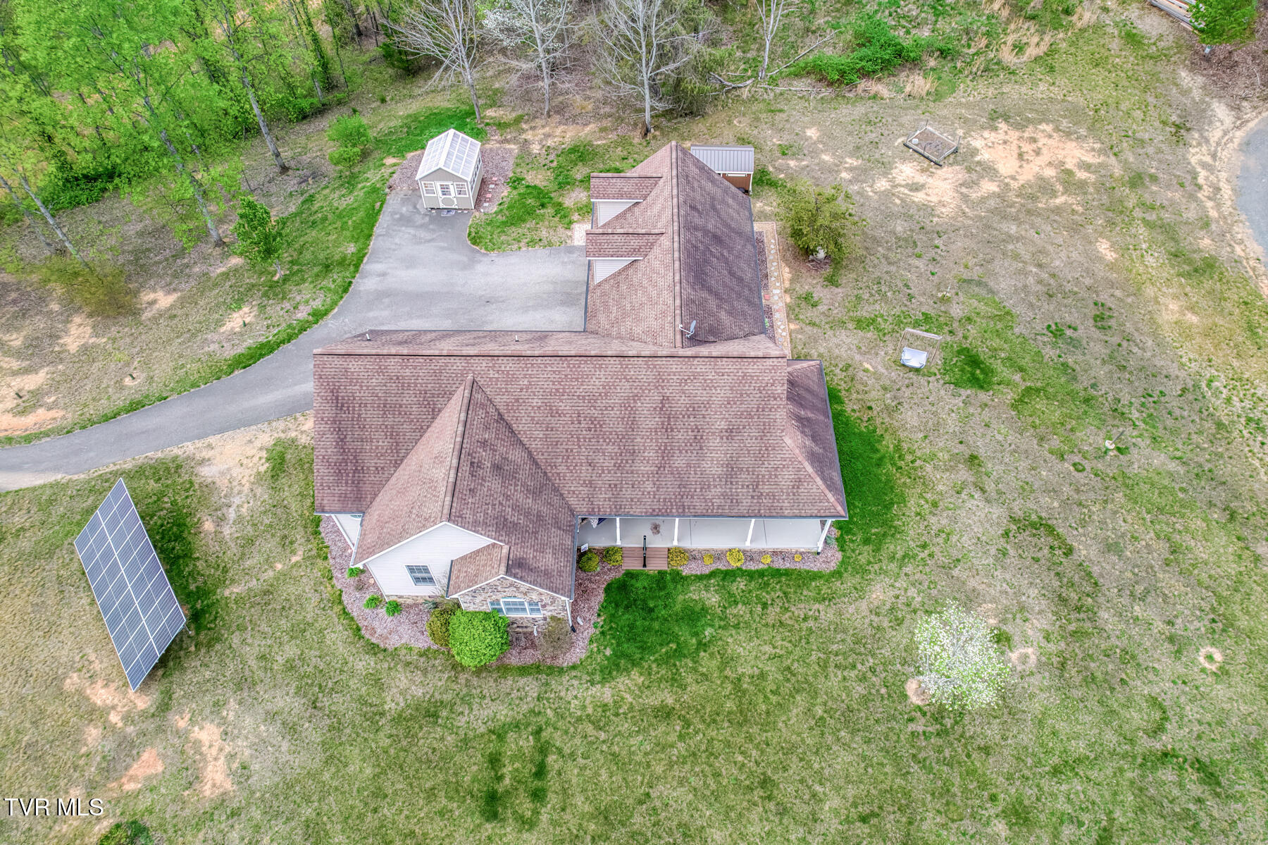 18348 Buffalo Pond Road Bristol, VA 24202 - Photo 4 of 73 18348 Buffalo Pond Rd-4