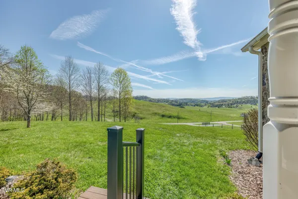 $625,000 | 18348 Buffalo Pond Road, Bristol, VA 24202