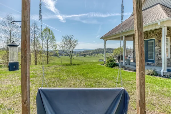 $625,000 | 18348 Buffalo Pond Road, Bristol, VA 24202