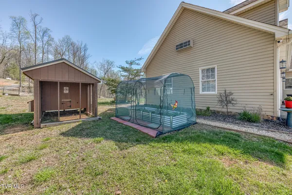 $625,000 | 18348 Buffalo Pond Road, Bristol, VA 24202