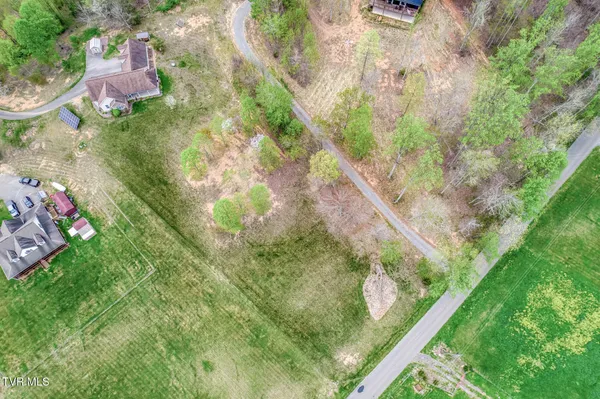 $625,000 | 18348 Buffalo Pond Road, Bristol, VA 24202