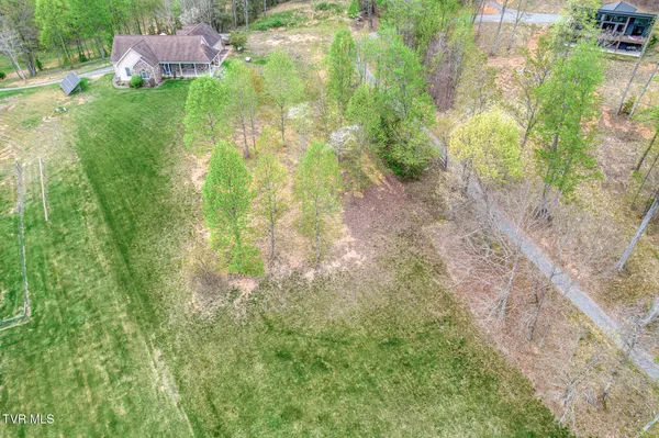 $625,000 | 18348 Buffalo Pond Road, Bristol, VA 24202