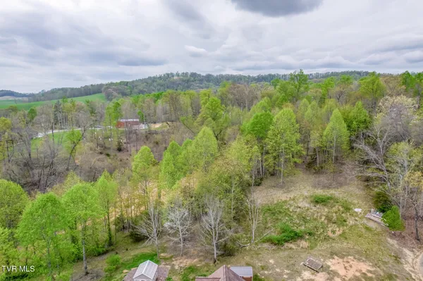 $625,000 | 18348 Buffalo Pond Road, Bristol, VA 24202