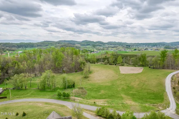 $625,000 | 18348 Buffalo Pond Road, Bristol, VA 24202