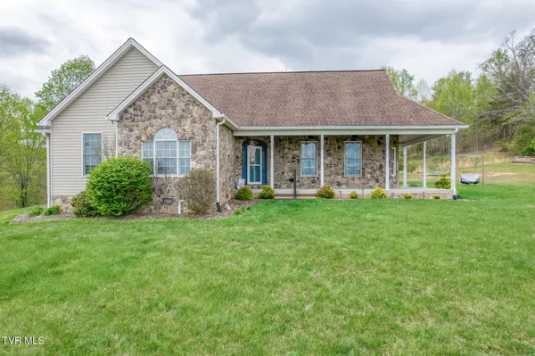 $625,000 | 18348 Buffalo Pond Road, Bristol, VA 24202