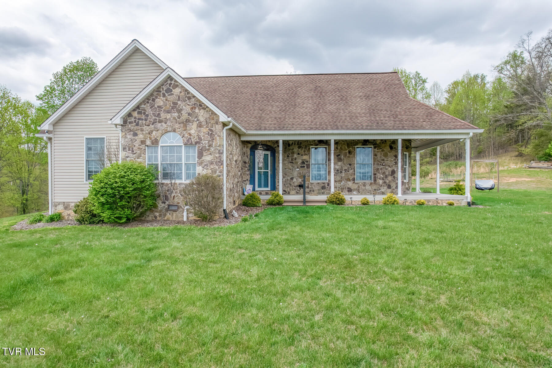 18348 Buffalo Pond Road Bristol, VA 24202 - Photo 7 of 73 18348 Buffalo Pond Rd-7