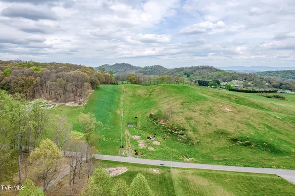 $625,000 | 18348 Buffalo Pond Road, Bristol, VA 24202