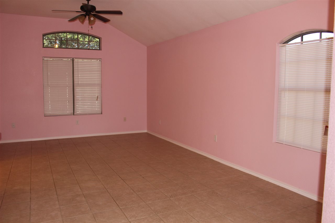 3101 St Isaac Loop Laredo, TX 78046 - Photo 3 of 10 Gallery Image 3