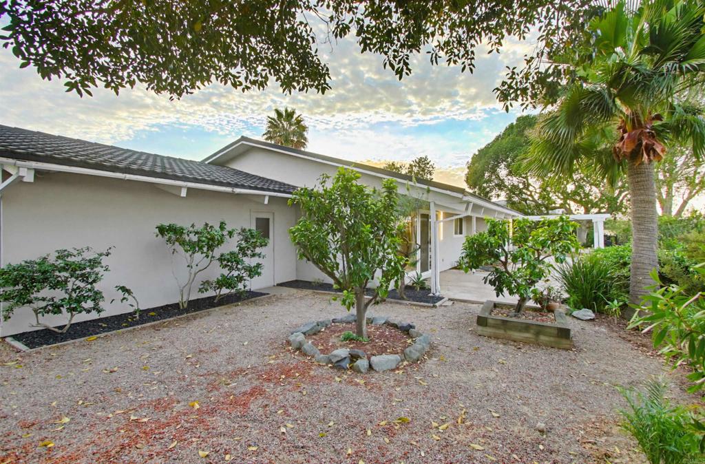 5605 Soledad Mountain Road La Jolla, CA 92037 - Photo 42 of 46