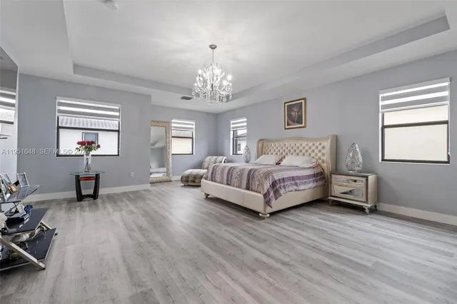 $899,900 | 3521 West 92nd Place, Hialeah, FL 33018