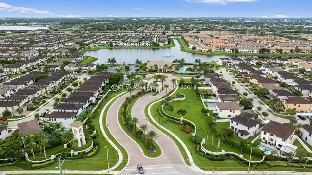 $899,900 | 3521 West 92nd Place, Hialeah, FL 33018