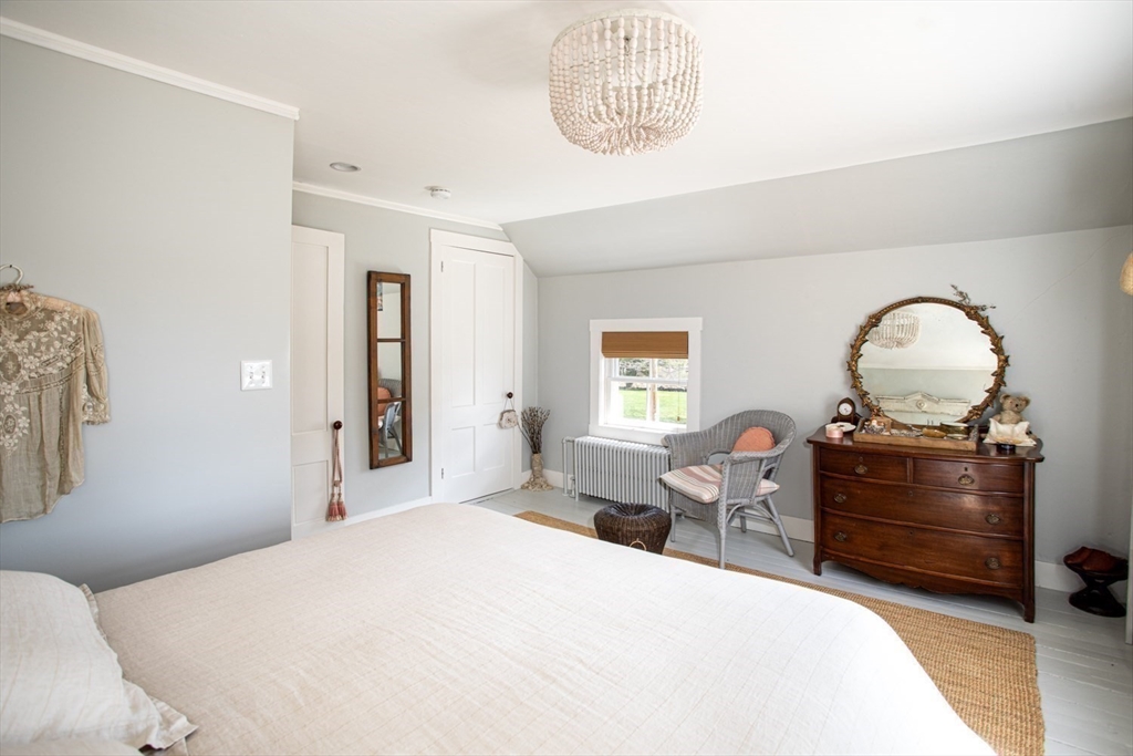 41 Drift Road Westport, MA 02790 - Photo 27 of 38