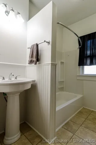 $199,000 | 131 Olive Avenue, New Albany, IN 47150