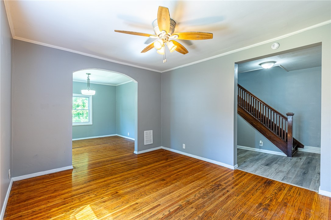 256 Ave D Rochester, NY 14621 - Photo 11 of 43