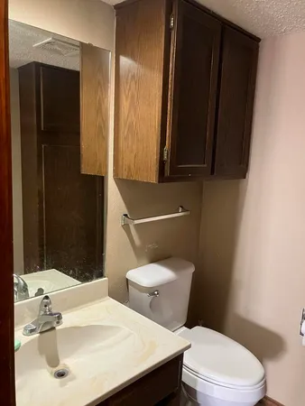 $129,500 | 1001 Jefferson Drive, Plainview, TX 79072