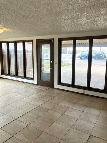 $129,500 | 1001 Jefferson Drive, Plainview, TX 79072