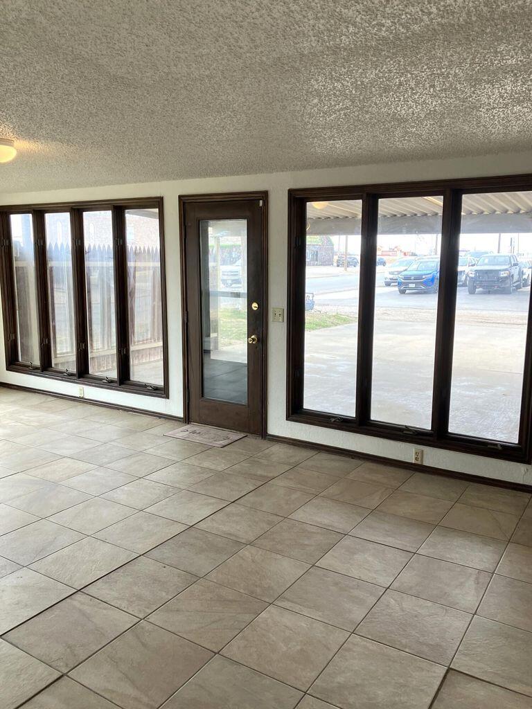 1001 Jefferson Drive Plainview, TX 79072 - Photo 28 of 35 28