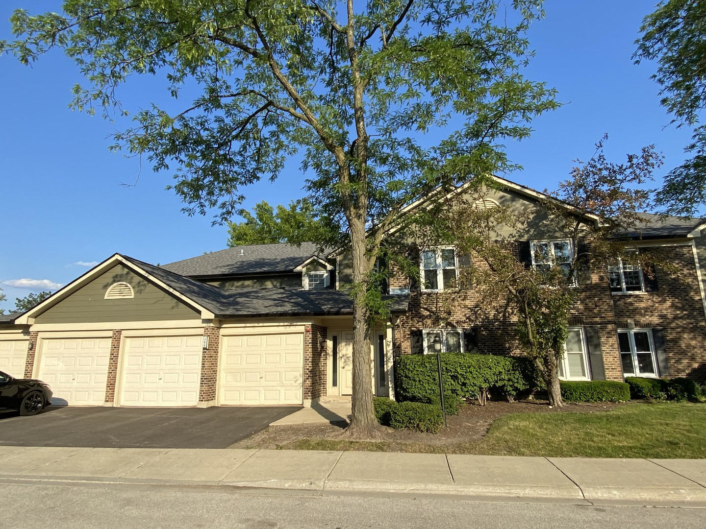 186 Grove Avenue, Unit D Des Plaines, IL 60016 - Photo 1 of 16