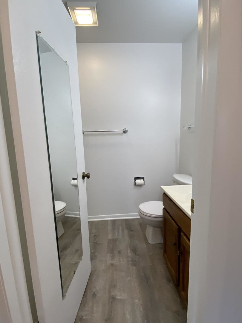 186 Grove Avenue, Unit D Des Plaines, IL 60016 - Photo 13 of 16