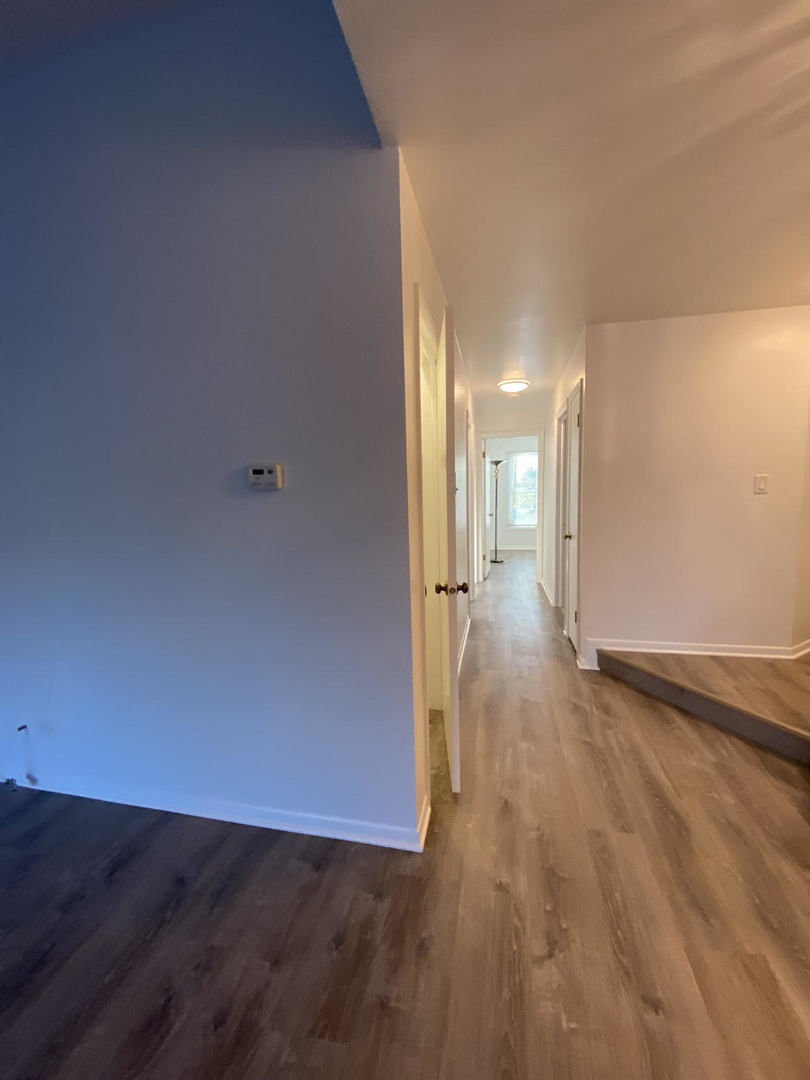 186 Grove Avenue, Unit D Des Plaines, IL 60016 - Photo 2 of 16