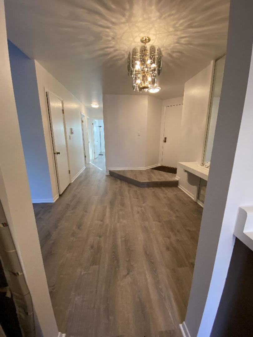 186 Grove Avenue, Unit D Des Plaines, IL 60016 - Photo 4 of 16