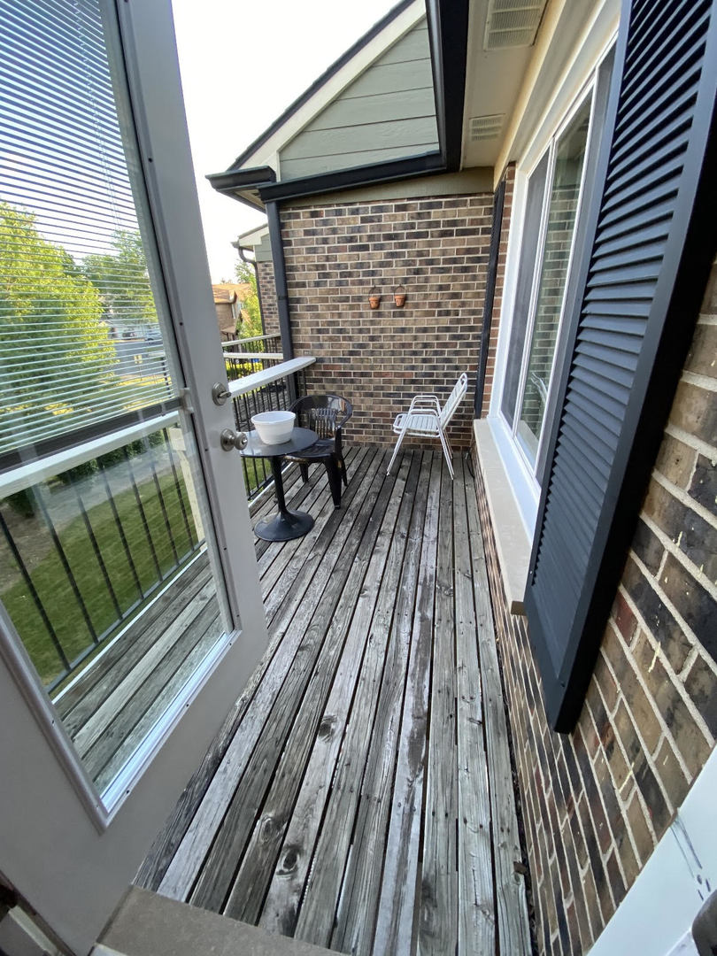 186 Grove Avenue, Unit D Des Plaines, IL 60016 - Photo 6 of 16