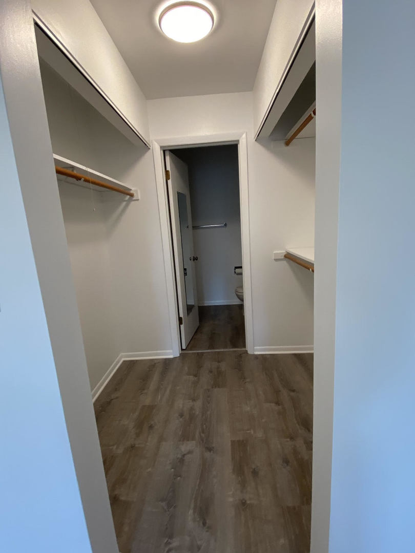 186 Grove Avenue, Unit D Des Plaines, IL 60016 - Photo 10 of 16