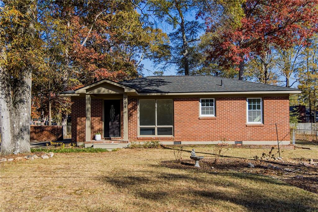 604 Elliott Drive Northwest Rome, GA 30165 - Photo 1 of 1 Ranch-style home with a front lawn