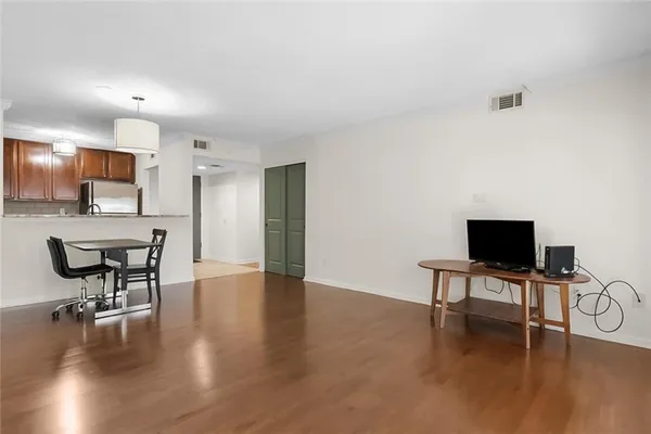 $206,000 | 3650 Ashford Dunwoody Road Northeast, Unit 413, Atlanta, GA 30319