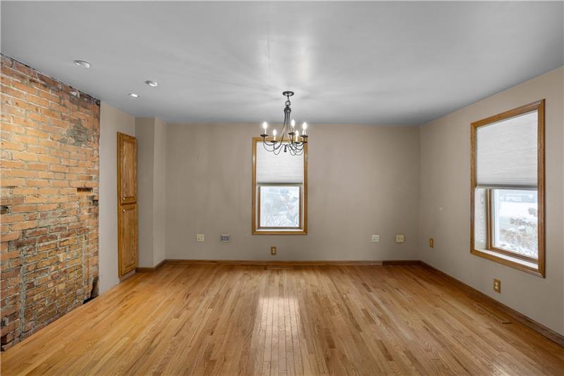 2438 Eastbrook Road New Castle, PA 16105 - Photo 8 of 26 Gallery Image 8