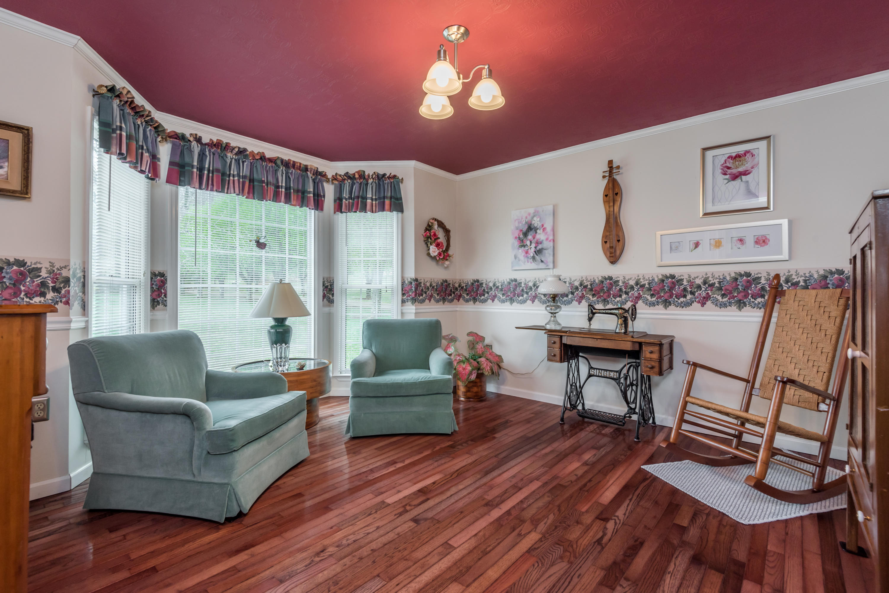 138 Farrs Road Kingston, TN 37763 - Photo 8 of 40 Dining Room