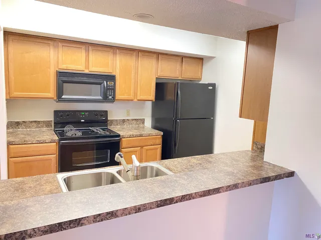 $135,000 | 8155 Jefferson Highway, Unit 503, Baton Rouge, LA 70809