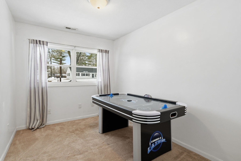 55 Old Farm Road Springfield, MA 01119 - Photo 15 of 22 Gallery Image 15