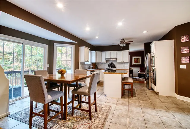 $849,900 | 7 Caitlin Court, South Kingstown, RI 02881