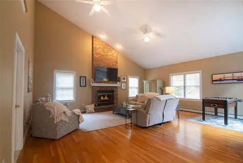 $849,900 | 7 Caitlin Court, South Kingstown, RI 02881