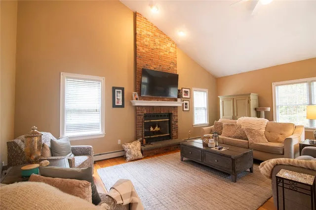 $849,900 | 7 Caitlin Court, South Kingstown, RI 02881