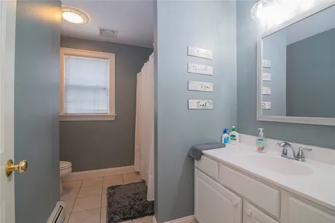 $849,900 | 7 Caitlin Court, South Kingstown, RI 02881