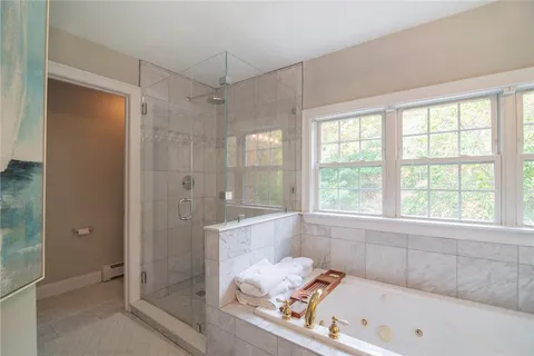 $849,900 | 7 Caitlin Court, South Kingstown, RI 02881