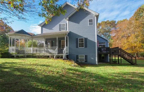 $849,900 | 7 Caitlin Court, South Kingstown, RI 02881