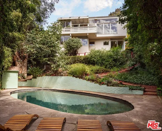$16,995 | 2764 Outpost Drive, Los Angeles, CA 90068