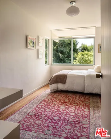 $16,995 | 2764 Outpost Drive, Los Angeles, CA 90068