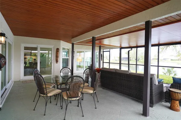 $794,900 | 204 Carriage House Lane, Unit 204, Nokomis, FL 34275