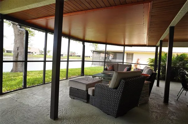 $794,900 | 204 Carriage House Lane, Unit 204, Nokomis, FL 34275