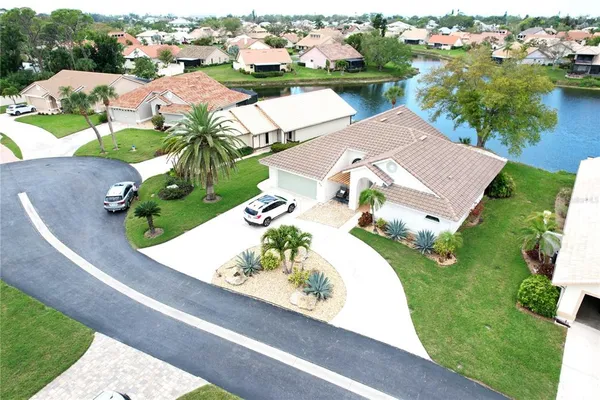 $794,900 | 204 Carriage House Lane, Unit 204, Nokomis, FL 34275