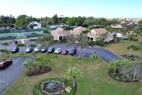 $794,900 | 204 Carriage House Lane, Unit 204, Nokomis, FL 34275