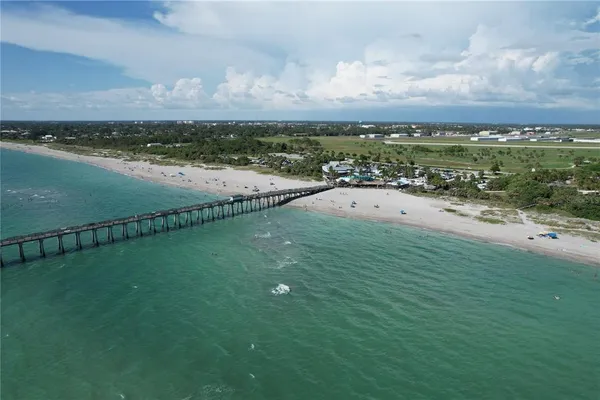 $794,900 | 204 Carriage House Lane, Unit 204, Nokomis, FL 34275